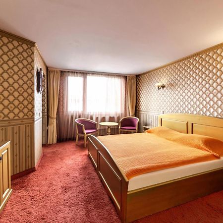 Hotel Sveti Nikola Boyana - Free Parking Szófia Kültér fotó